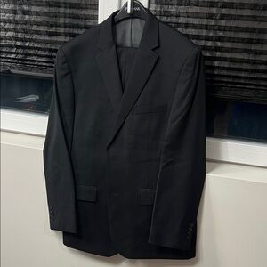 Jos. A. Bank Classic Black Suit Jacket incl. Pants